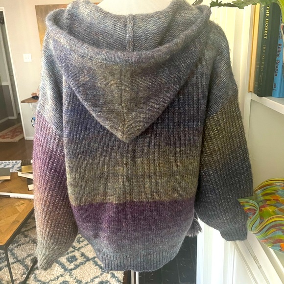 BB Dakota LN Hooded sweater multi colored size Medium - Picture 3 of 6
